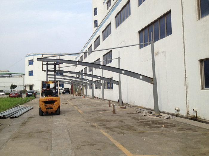 無(wú)錫新區(qū)停車(chē)棚